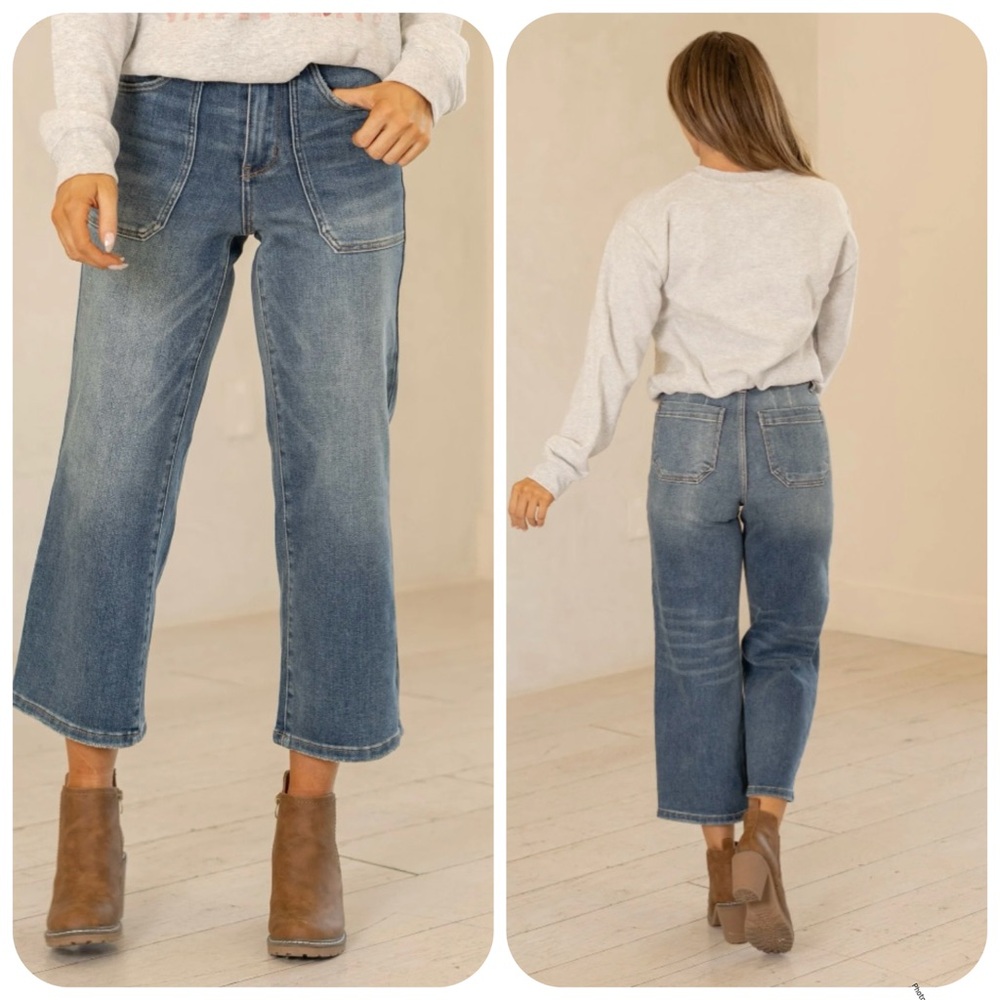 Judy Blue Jeans Women’s 9/29 Blue Wide Crop Distressed High Rise LIKE NEW!